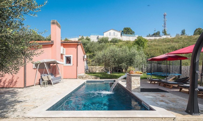 Krasica House | Spacious 4 Bedroom Oasis in Buje with Private Pool