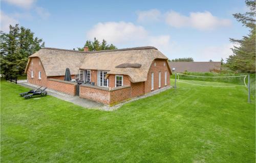 Klegod Strand House | Panoramic View Home in Ringkbing with Pool & Pet Friendly