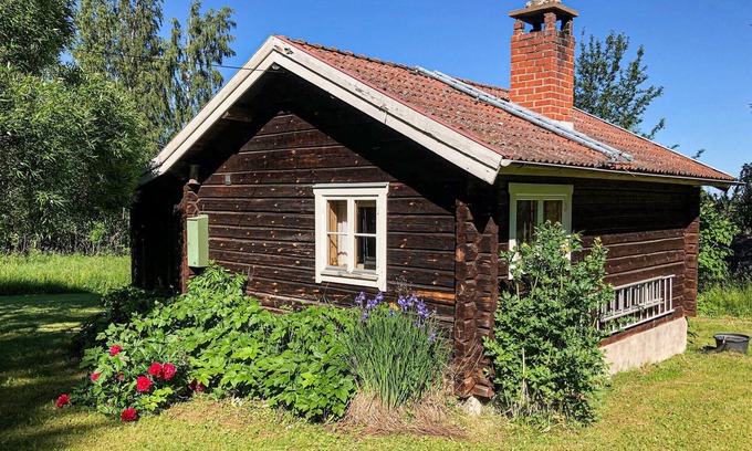 Tallberg House | Cozy Cottage with Garden in Scenic Dalarna Countryside