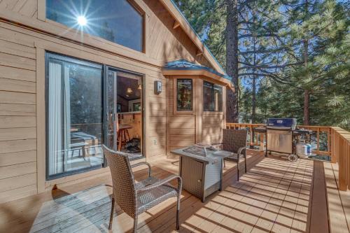 Truckee House | Pet-Friendly Retreat in Truckee with Balconies & Grill