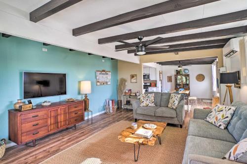 Twentynine Palms House | Pet-Friendly Retreat with Patios and Private Hot Tub