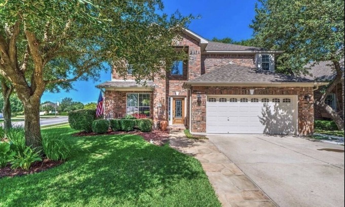 Deer Creek Ranch House | Guest Rated: Pet Friendly Home with Jacuzzi & Pool Table