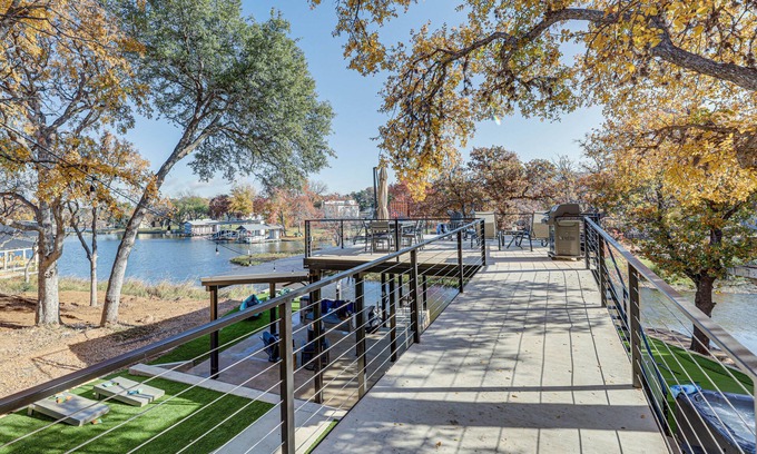Granite Shoals House | Pet-Friendly Retreat on Lake LBJ with Deck & Hot Tub