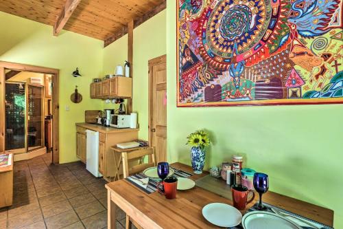 Marshall Apartment | Pet-Friendly Leicester Mountain View Retreat for Families