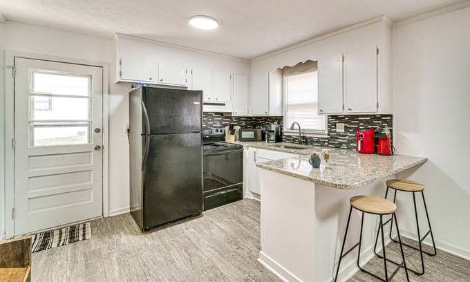 Morganton House | Pet-Friendly Morganton Home with Spacious Backyard Escape
