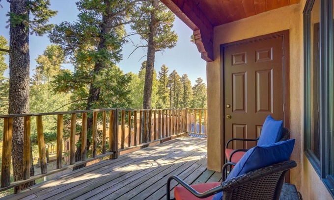 Amalia House | Cozy Pet-Friendly Cabin Retreat in Taos County