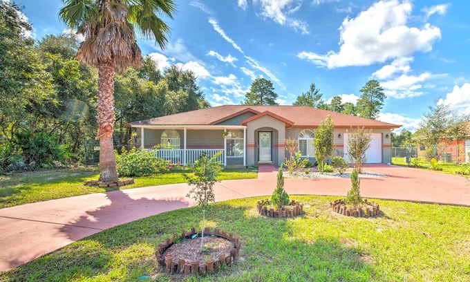Ocala House | Pet-Friendly Ocala Retreat with Private Pool & Yard!