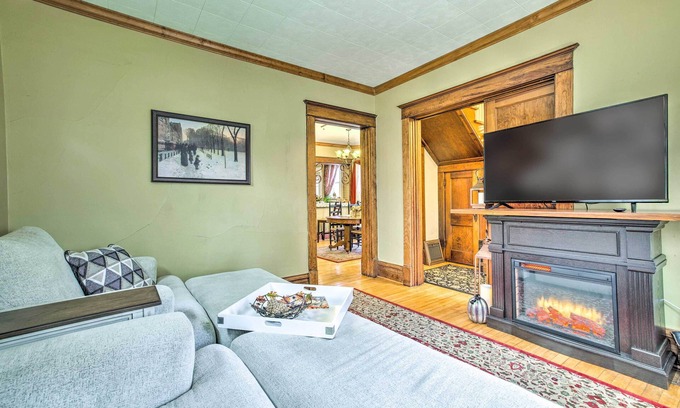 Osseo House | Pet-Friendly Retreat in Osseo with Fire Pit & Yard