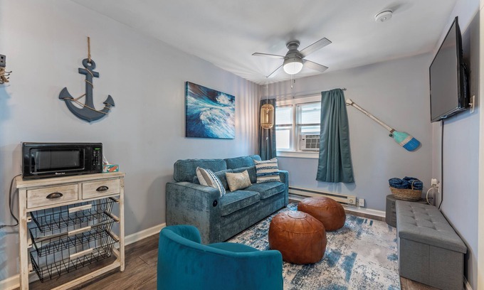 Cape May - Wildwood Condo | Experience Beautiful Sunsets with Private Porch & Grill