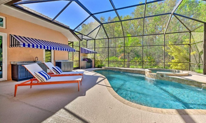 Braden River House | Cozy Pet-Friendly Resort with Private Pool and Spa