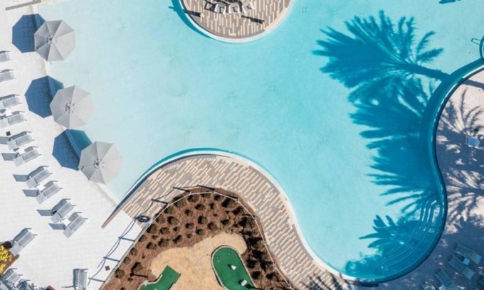Davenport House | Family-Friendly Resort Near Disney with Pool and Spa