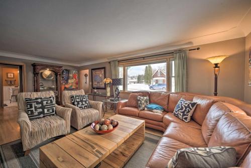 Billings Park House | Pet-Friendly Retreat Just 1 Mile from St. Louis River!