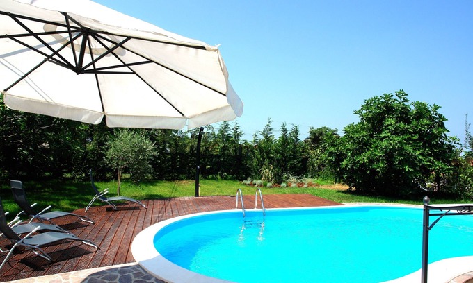Rovinjsko Selo Villa | Pet-Friendly Stone Villa with Ocean View near Rovinj