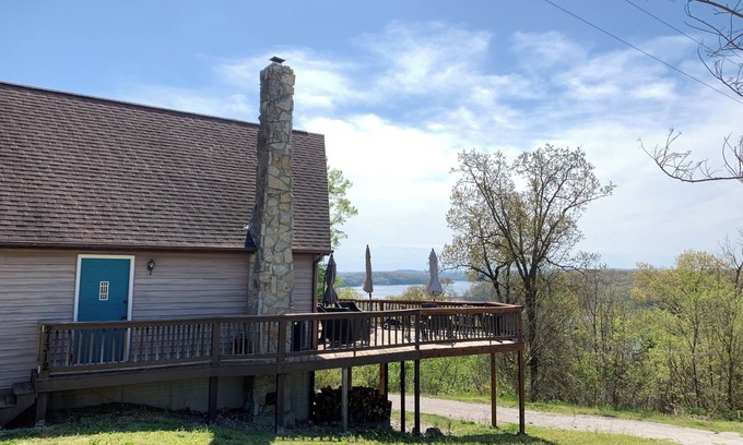 Shell Knob Cabin | Pet-Friendly Cabin with Lake Views at Table Rock Lake