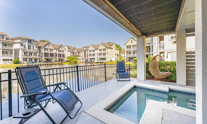 Folly Field House | Exclusive Beach Getaway with Private Pool & Bunk Room