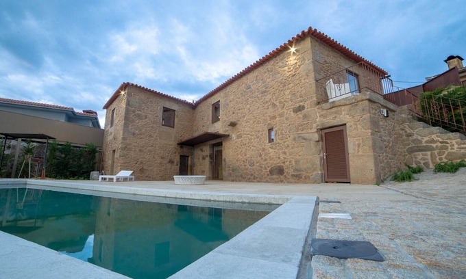 Braga Villa | Pet-Friendly Villae Carreiro: Pool, A/C & Ocean Views