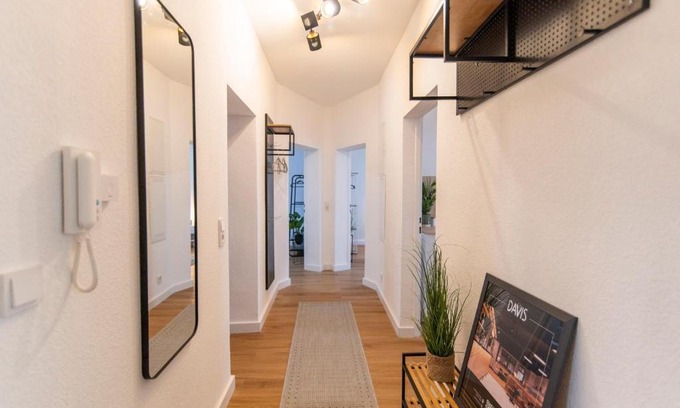 Fulda Apartment | Family-Friendly Peter Apartments with Balcony & Netflix Access