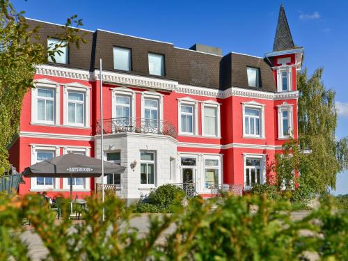 Am Dobrock Hotel | Discover Peters: Your Pet-Friendly Getaway in the Wingst