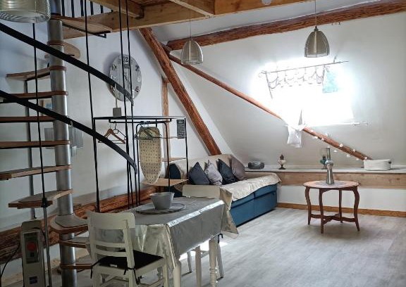 Ubaye-Serre-Poncon House | Tranquil Retreat: Child-Friendly Haven with 9/10 Rating