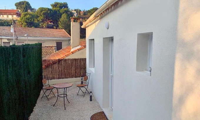 Les Borels Apartment | Peaceful Retreat with Family-Friendly Amenities in Marseille