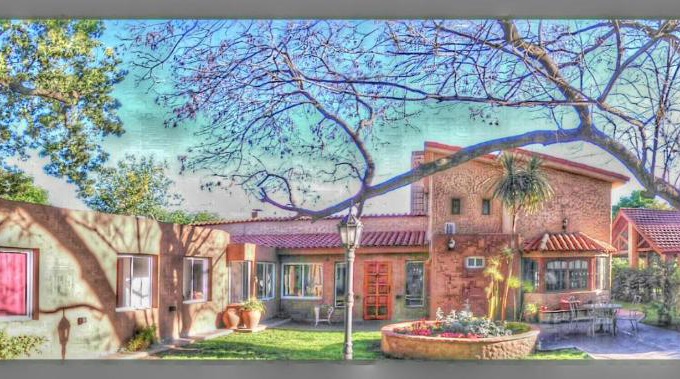 Funes Hotel | Charming Petit Hotel El Alcanfor: Pet-Friendly Retreat