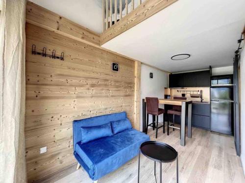 Guillestre Apartment | Cozy Mountain View Loft - Highly Rated for Families