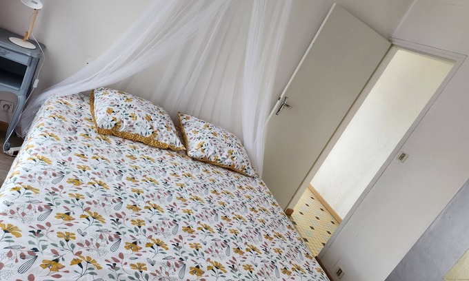 Prechacq-les-Bains Apartment | Petit T 2 au Calme Près des Thermes