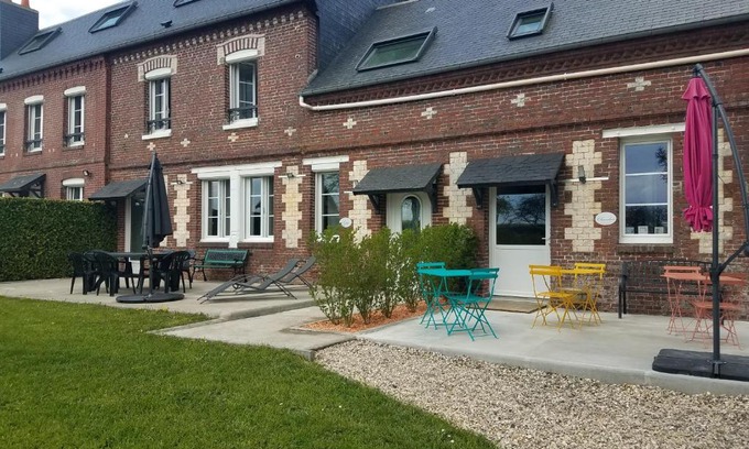 Louvetot Bed & Breakfast | Cozy Petite Chambre le Marteau with Kitchen Amenities