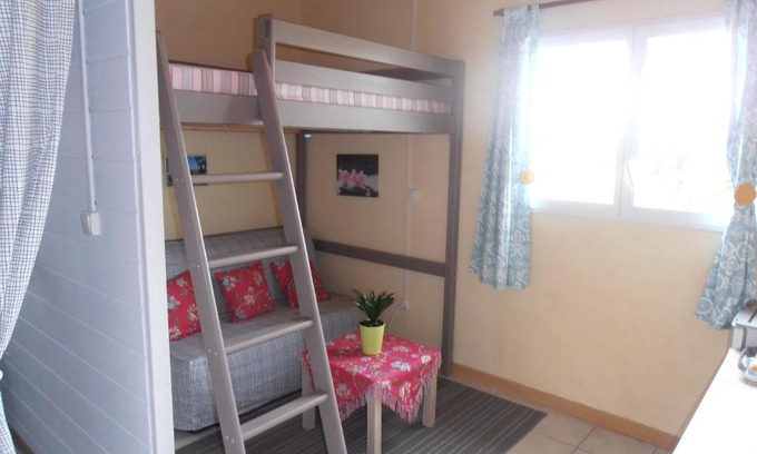 La Force Resort | Cozy Petite Chambre Particulière with Wheelchair Access