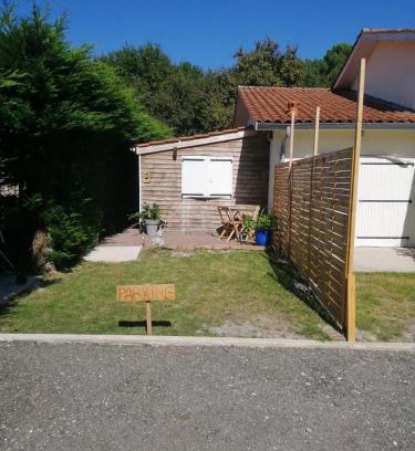 Biganos Apartment | Cozy Petite Habitation Meublée - Guest Rated 9/10