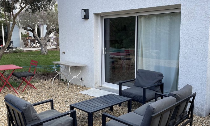 Assas House | Idyllic Petite Maison with Garden & Ocean View, 10/10 Rating