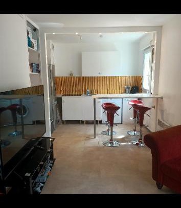 Billancourt–Rives de Seine Apartment | Petite Perle: Family-Friendly Retreat for Memorable Stays