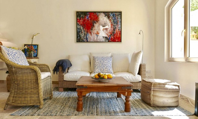 Saint-Seurin-de-Prats Villa | Petite Shambhala: Cozy Two Bedroom Villa with Kitchen
