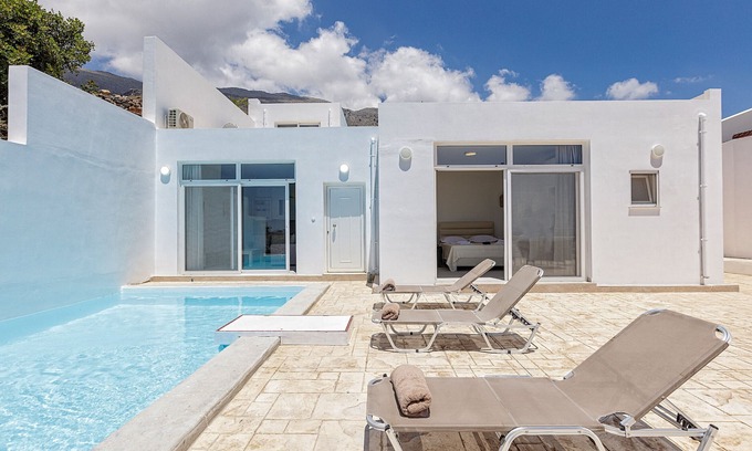 Mariou Villa | Petres Villa 4: Private Pool & Close to Plakias Tavern