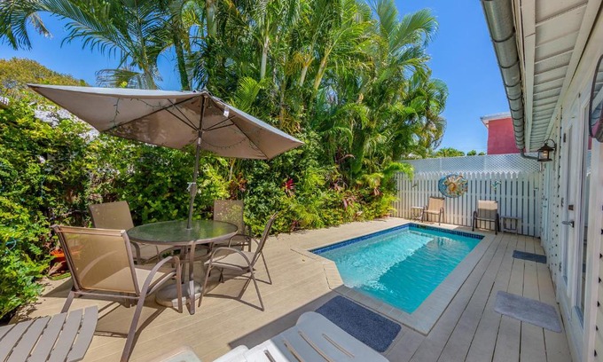 Key West Historic District House | Pet-Friendly Retreat at Petronia Cottage with Pool Access