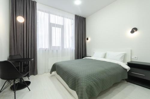 Kyiv Apartment | Petrovdom Apartments 1420-4 in RC Diplomat Hall, Zhylianska 59