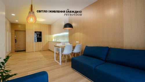 Solomjanskyj Apartment | Cozy Panorama City View Apartment Near Central Railway