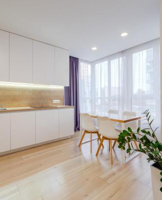 Svyatoshyns'kyi District Apartment | Discover 17078 Nivki-Park: Family-Friendly & Relaxing