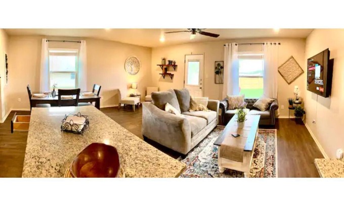 Copperas Cove House | Pet-Friendly Retreat with Fire-Pit Near Fort Hood TDY/PCS