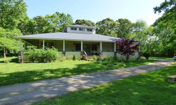 Brookhaven House | Pet-Friendly Frank Lloyd Wright Inspired Home by the Ocean