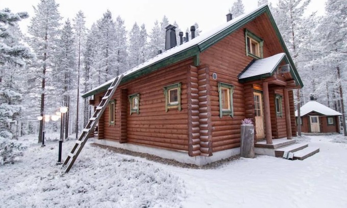 Lampivaara House | Relax at Petsankolo by Interhome with Lake Views & Spa