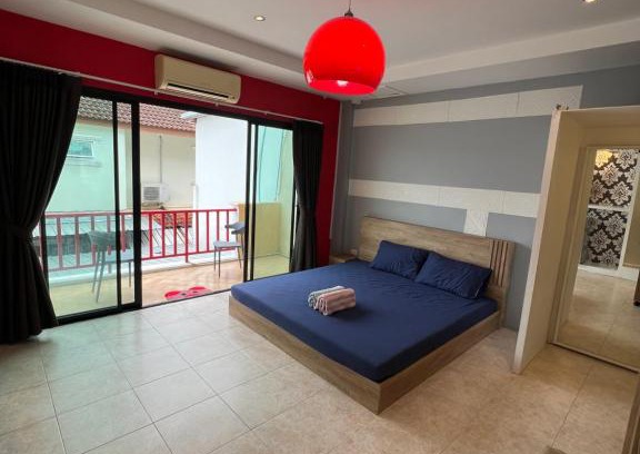 Kathu House | Highly Rated Petunya Phuket Guest House for Families & Pets