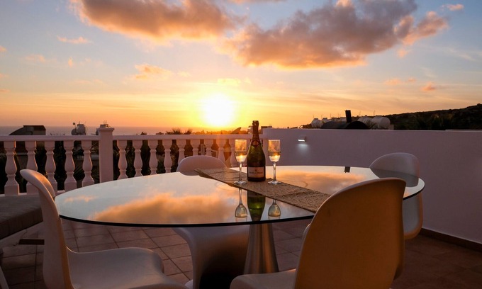 Peyia Town Apartment | Experience Peyia Fontana: 2-Bedroom Penthouse with Sea Views
