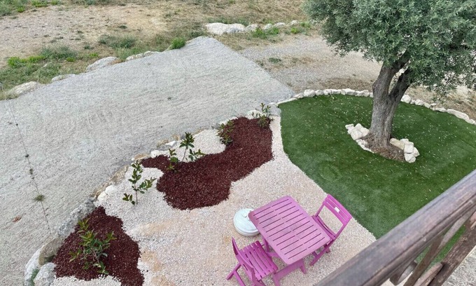 Castelnau-de-Guers House | Pezenas Studio with Spa, Kitchen & Minutes to Beaches