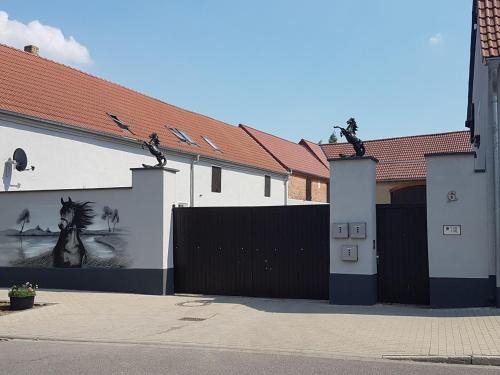 Frankenheim-Lindennaundorf House | Oceanfront Retreat at Pferdehof Jäger - Rated 9/10 by Guests