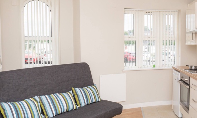 Dungannon Apartment | Comfortable PG Mcquaid Suite with Breakfast & Family-Friendly Amenities