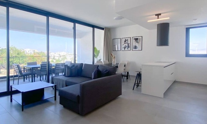 Aglantzia Apartment | Phaedrus Living: White Hills Suites with Panoramic Views