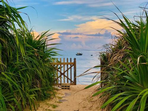 Phan Thiet House | Beachfront Retreat at Phan Thiet BeachHouse - Guest Rated 9/10