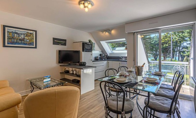Saint-Philibert Apartment | Oceanfront Escape at Phare de Kernevest by Interhome