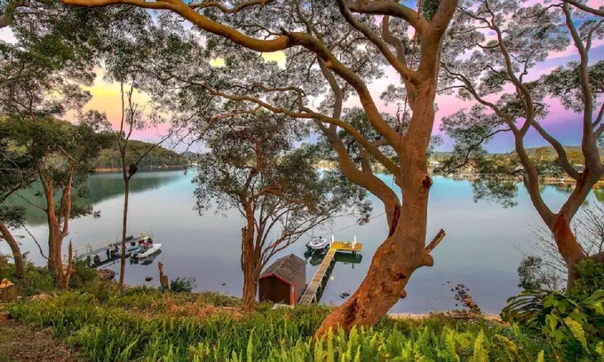 Phegans Bay Cottage | Phegans Bay Waterfront Retreat: Family-Friendly Oasis